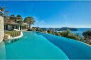 Villefranche-sur-Mer - Modern villa with sea view - photo1