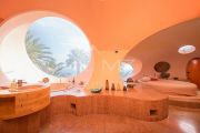 Close to Cannes - The "Bubble Palace" - photo11