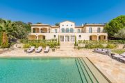 Grimaud - Magnificent property in the Golf de Beauvallon - photo1