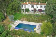 Close to Cannes - House full of character - photo5