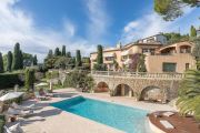 Mougins - Mansion in the village - photo1