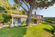 Close to Saint-Tropez - Unique property direct waterfront onto GIGARO Beach - photo4