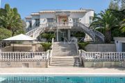 Close to Cannes - Palladian style villa - photo2